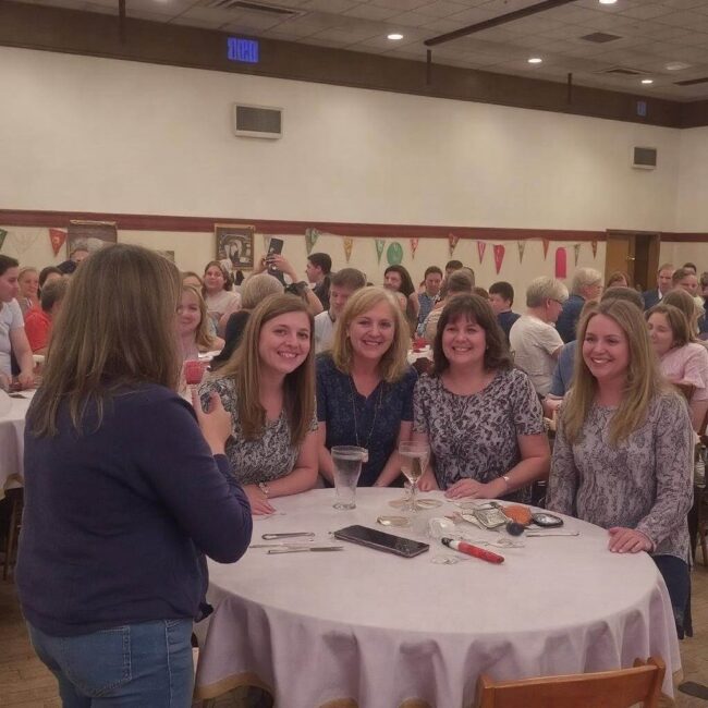 Trendy w makijażu na spotkanie z klasą